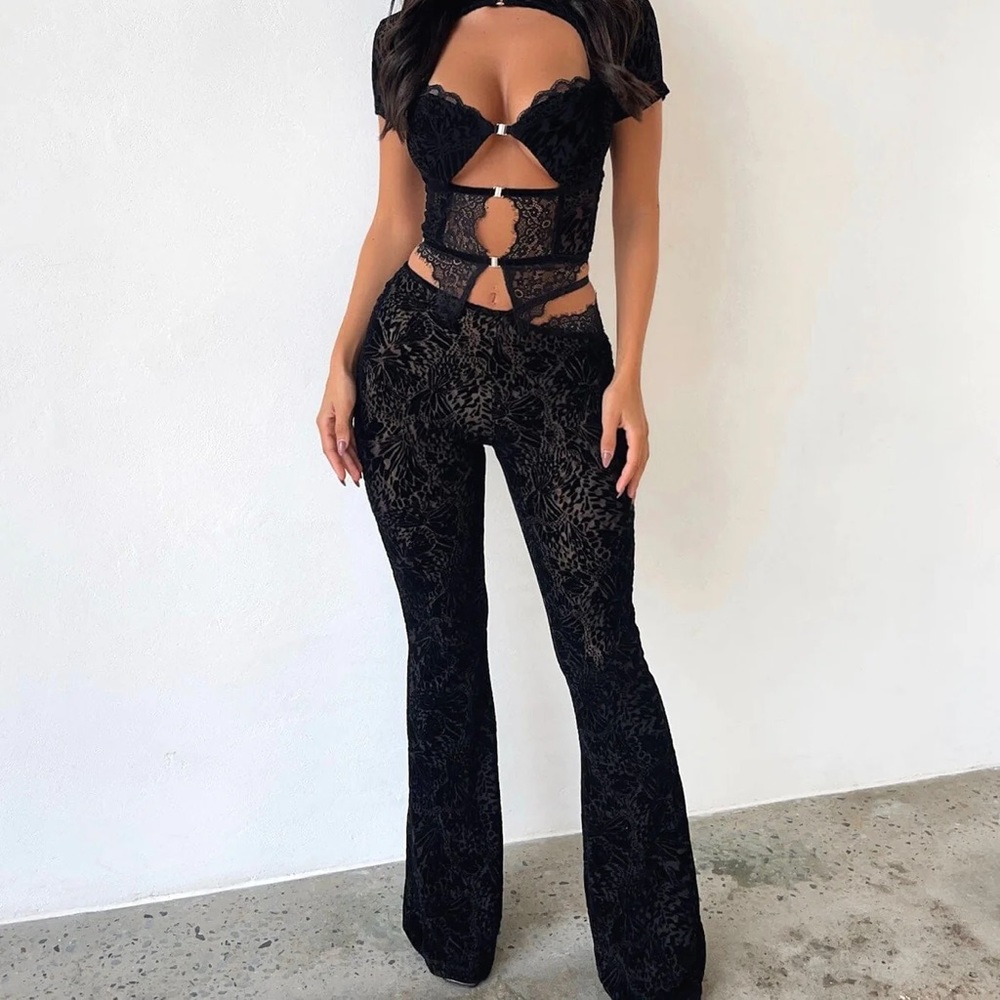 NWT Outcast Clothing Cora Pants Black